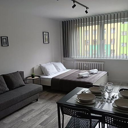 Apartamenty Oswiecim Klimatyzacja Air-Conditioned Екстериор снимка