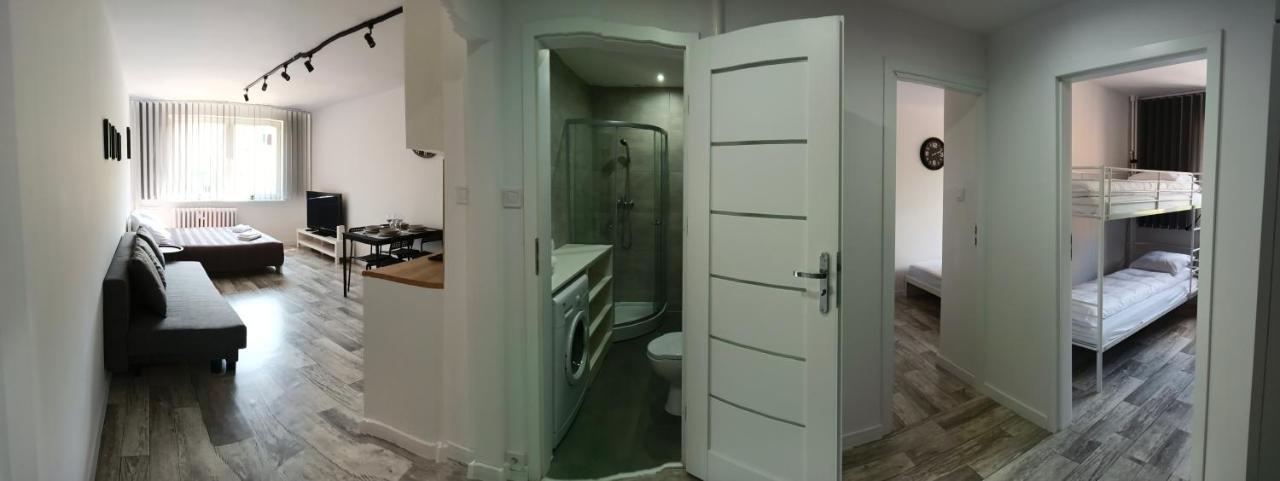 Apartamenty Oswiecim Klimatyzacja Air-Conditioned Екстериор снимка