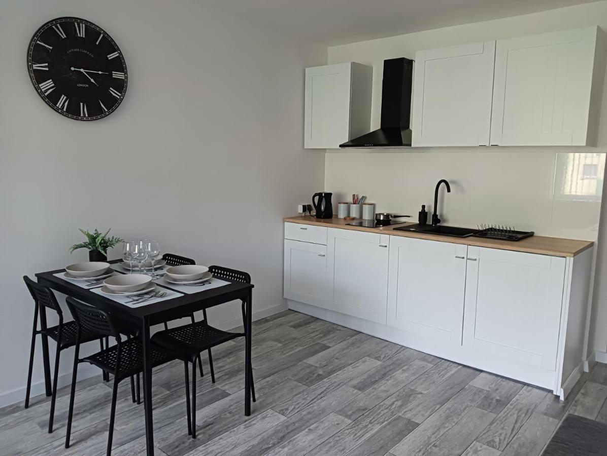 Apartamenty Oswiecim Klimatyzacja Air-Conditioned Екстериор снимка